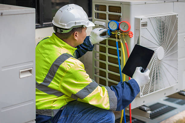 Professional Hvac technician working in Farmington, PA